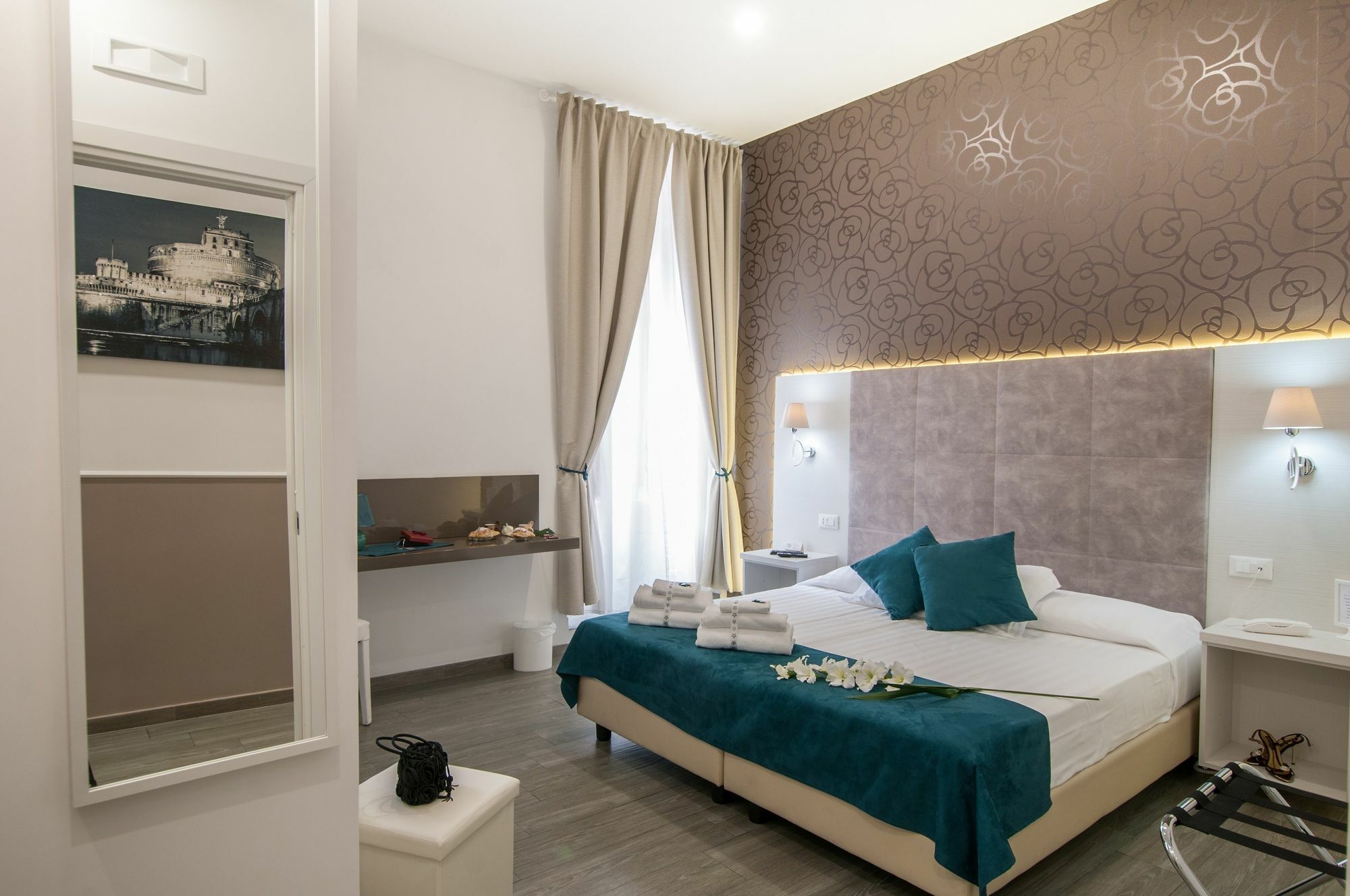 Elenoire & Gasthuis 3*